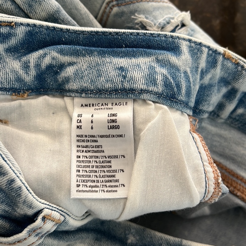 American Eagle super high rise jegging size 6Long - Picture 5 of 6